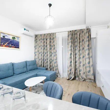 Luxury Belvedere דירה *