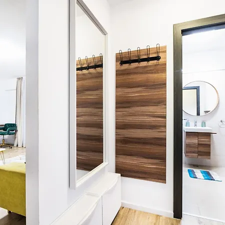 Luxury Belvedere דירה *